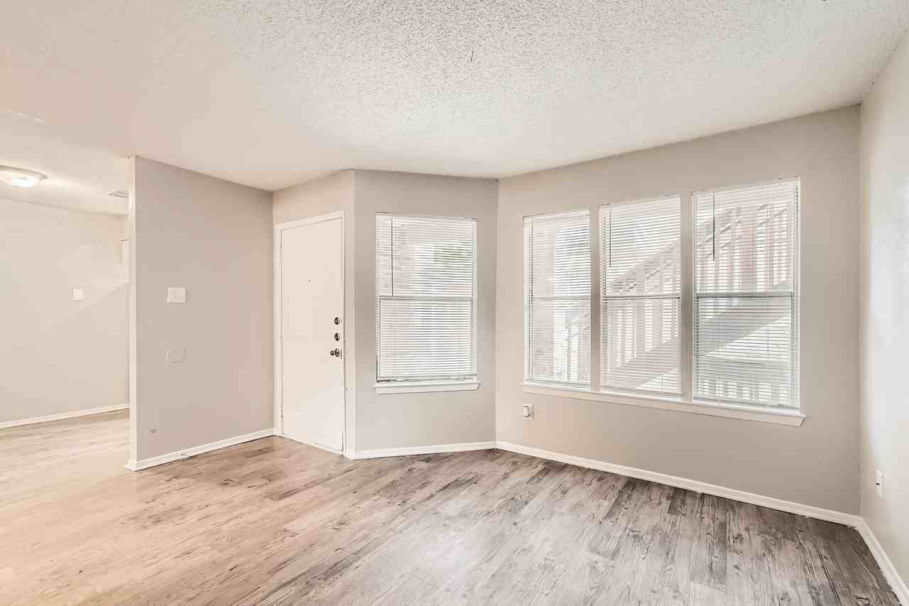 Cherry Hill Lofts - Photo 7 of 38