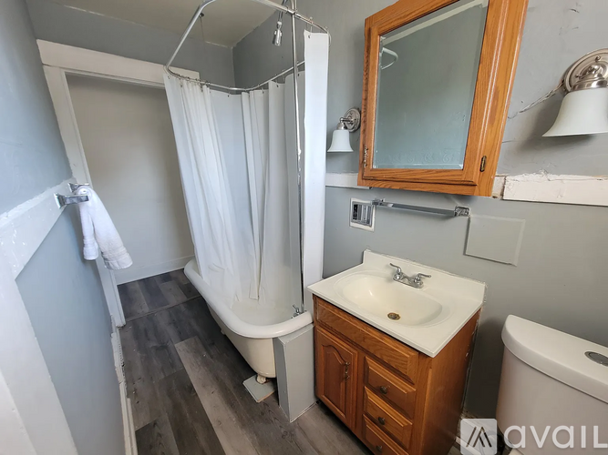 35 Burlington Ave - Photo 3 of 8