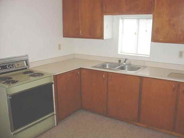 3012 9th Ave S - Photo 3 of 6