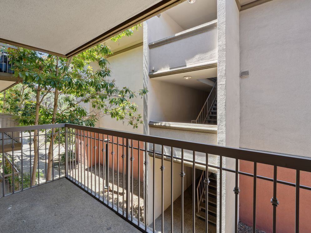 eaves West Valley - Photo 5 of 25