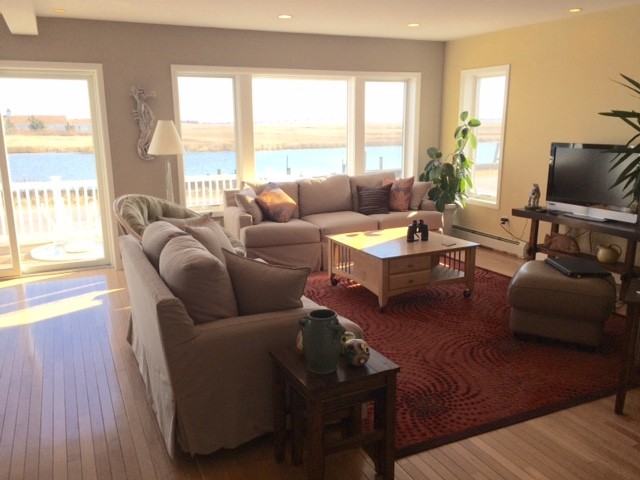 4 Obyrne Dr - Photo 3 of 11