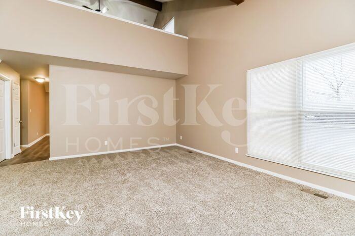 5348 Trailoaks Dr - Photo 2 of 15