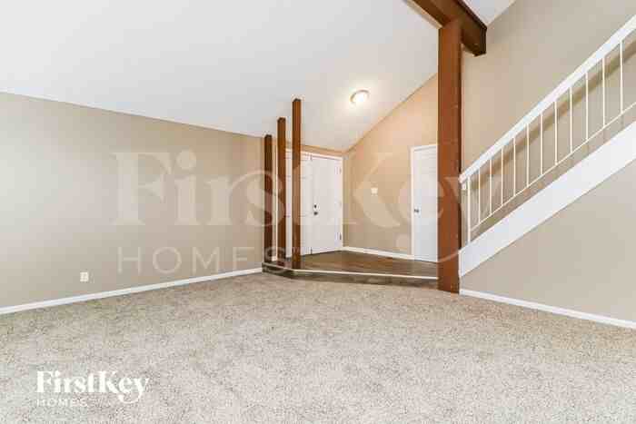 5348 Trailoaks Dr - Photo 3 of 15
