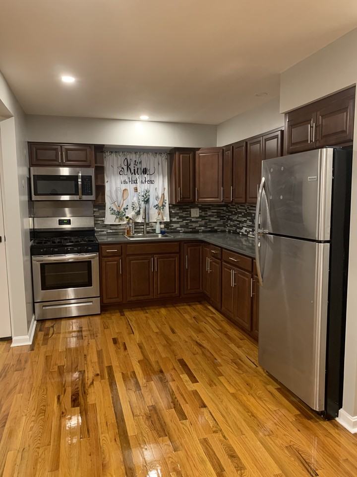 253-32 147th Rd #1 - Photo 4 of 14