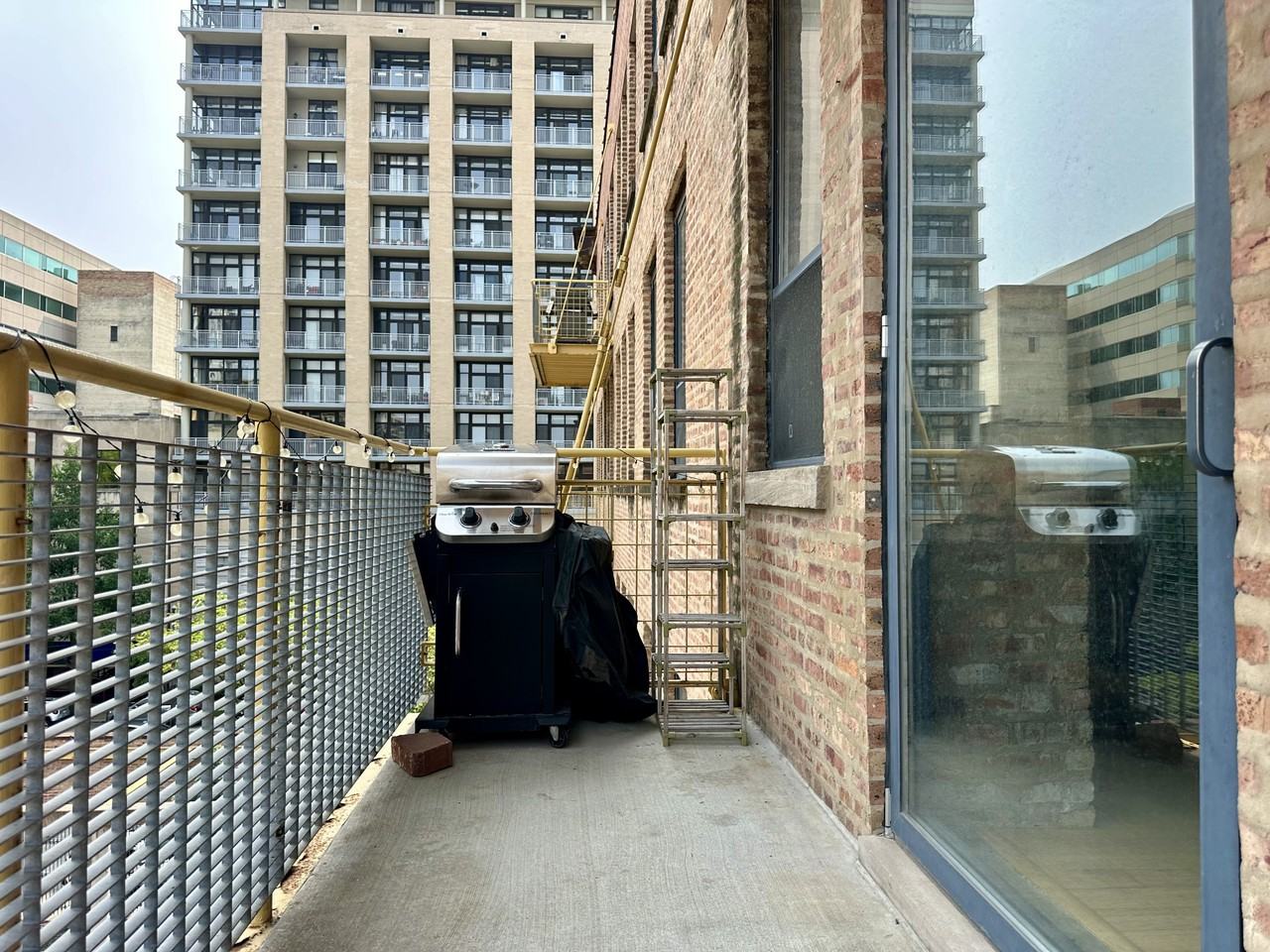 120 E Cullerton St #403 - Photo 5 of 14