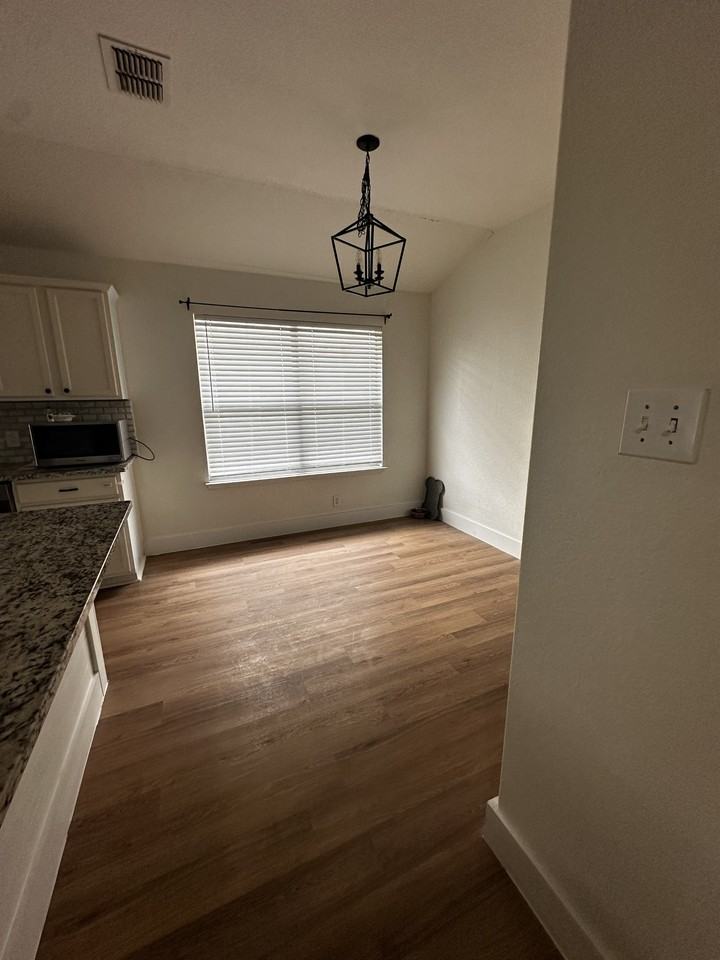 7822 Bur Oak Way #NA - Photo 6 of 13