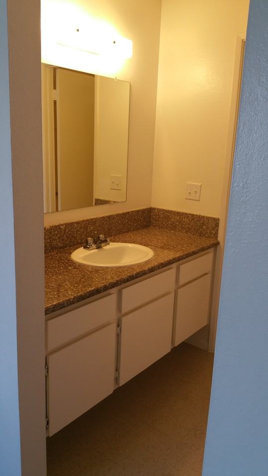 5301 Lennox Avenue - Photo 7 of 7