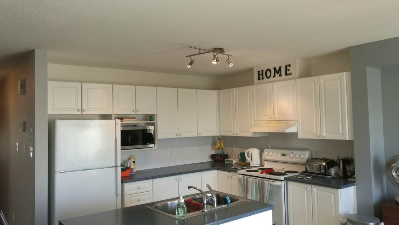 95 Harbour View Street - Photo 2 of 11