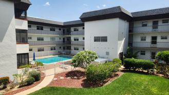 725 Port Malabar Blvd NE - Photo 1 of 1