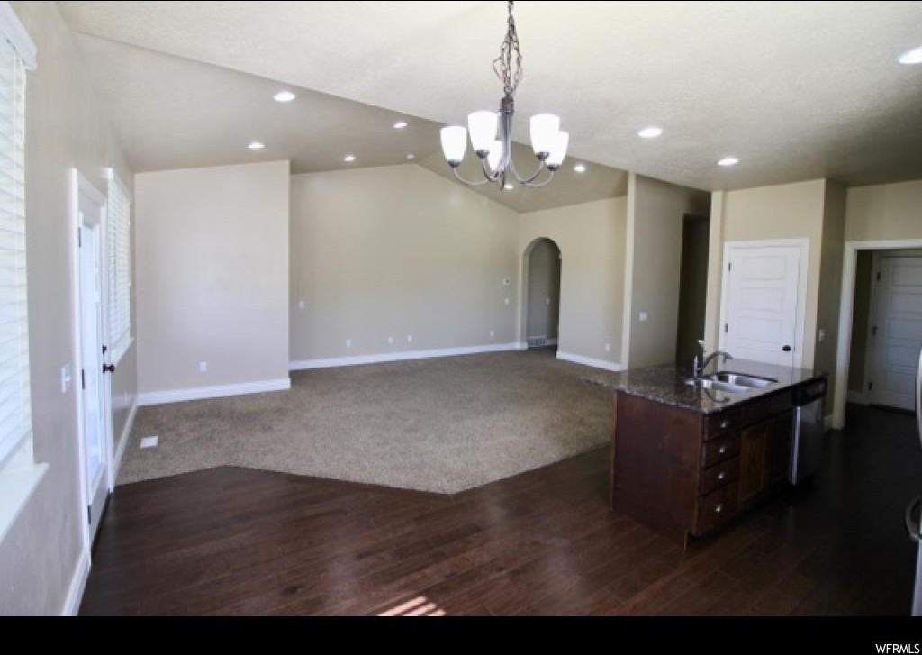 129 E 745 S - Photo 3 of 20