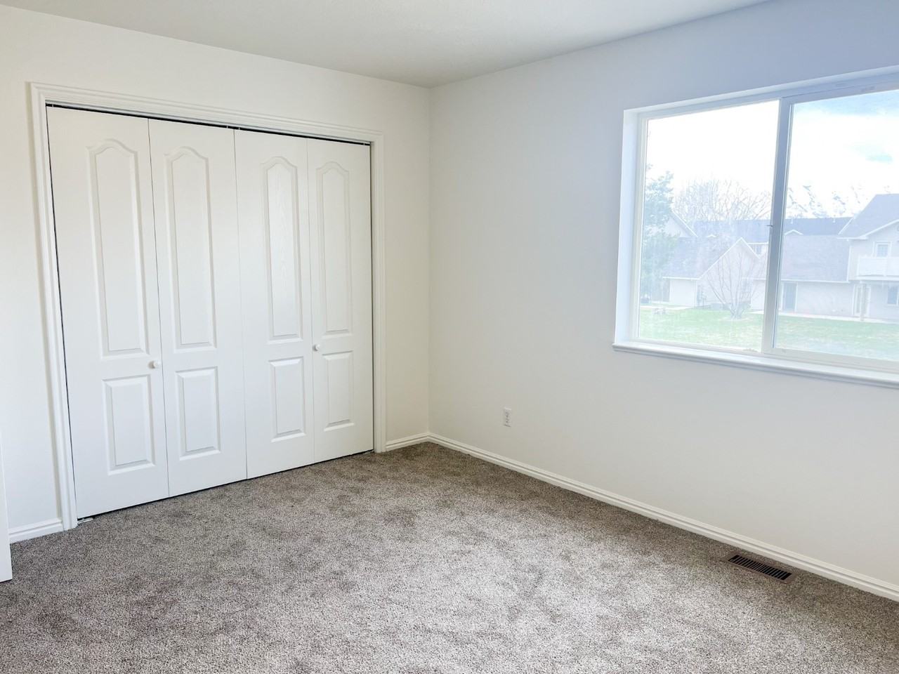 12 Fairway Ln Logan - Photo 6 of 9