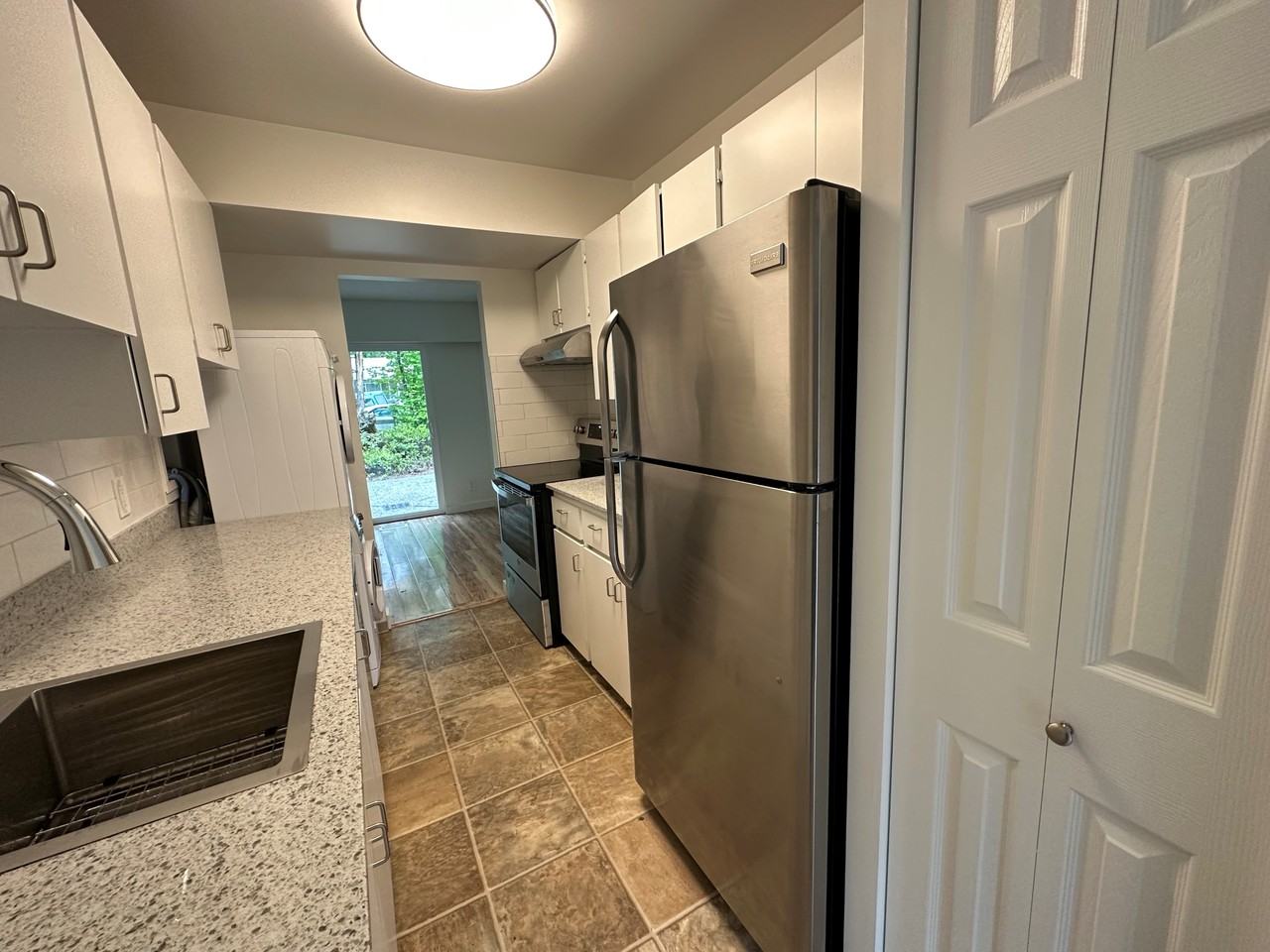 3146 Baird Rd - Photo 3 of 50