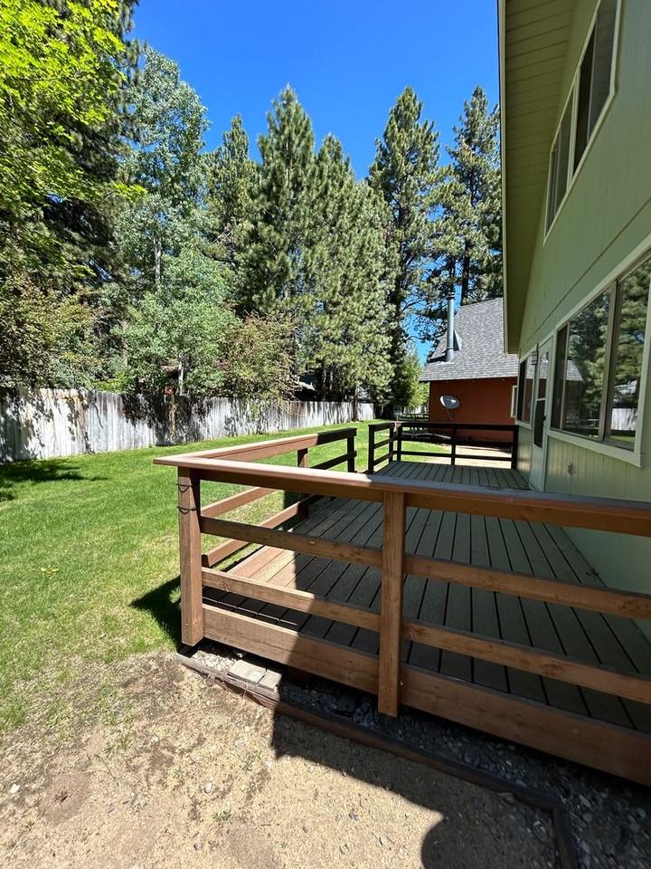 970 Tanglewood Dr - Photo 3 of 17