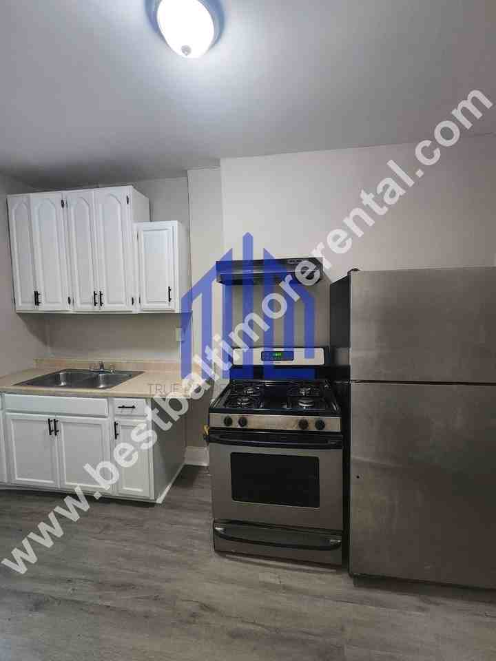 1519 E 28th St - Photo 3 of 7