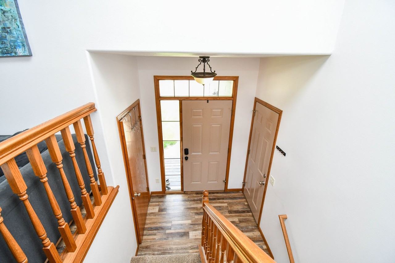 5704 S San Diego Ave - Photo 4 of 43