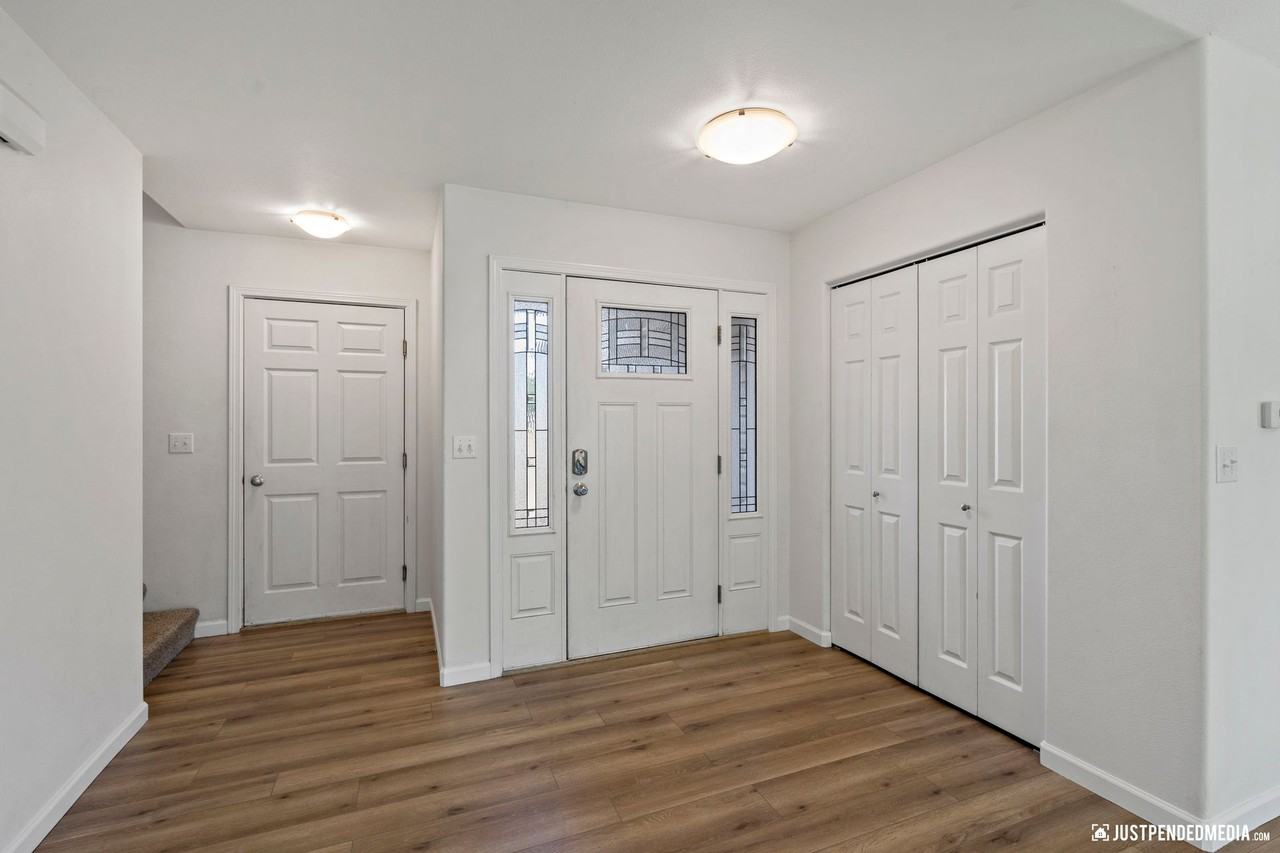 4519 Amanda Drive - Photo 3 of 50