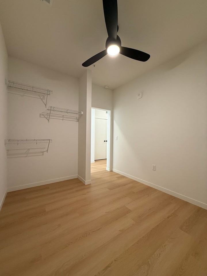 Irwin North - Photo 6 of 50