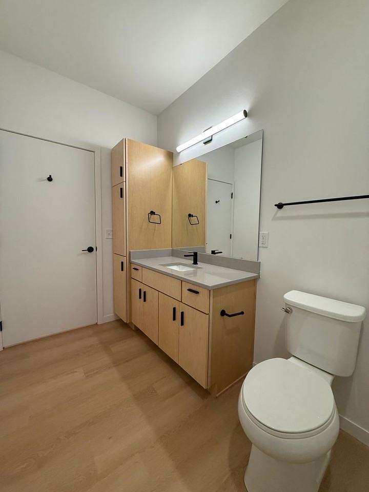 Irwin North - Photo 7 of 50