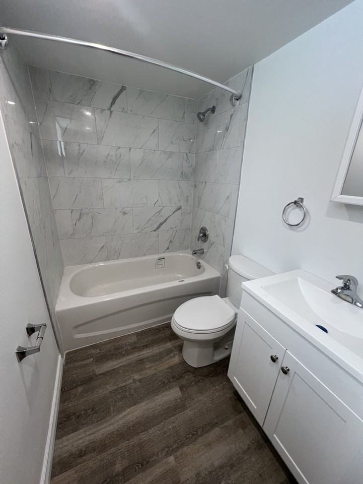 786 Snelgrove Rd Lowr - Photo 2 of 18