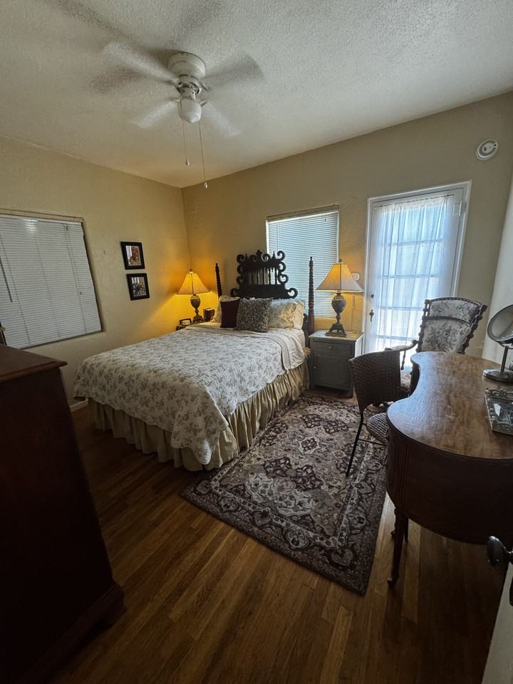 N Mountain Ave & E Glenn St - Photo 2 of 11