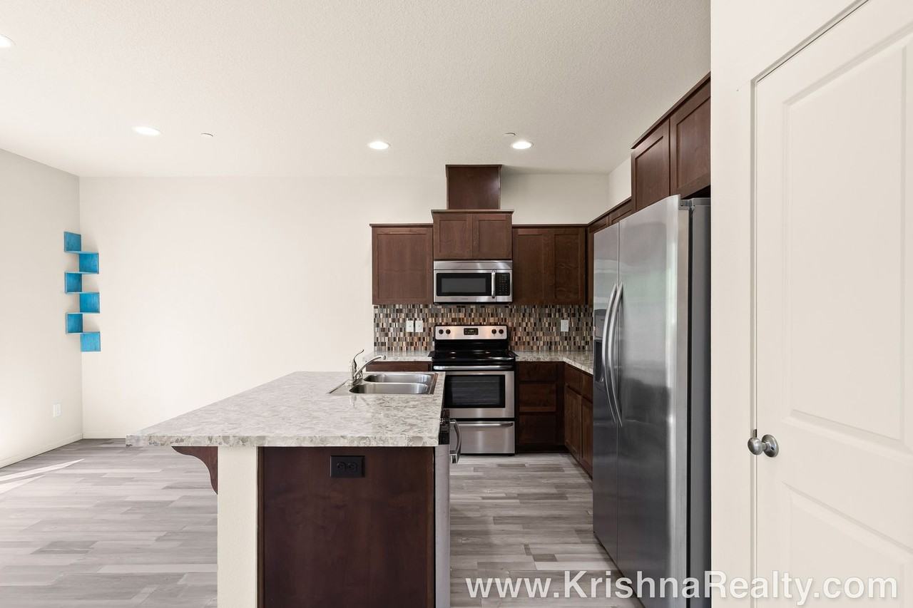 1515 Ne 87th St - Photo 6 of 20