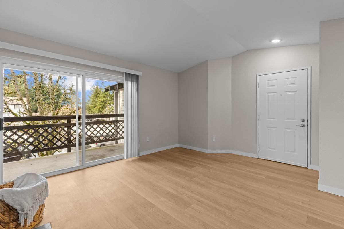 9900 12th Ave W - Photo 2 of 22