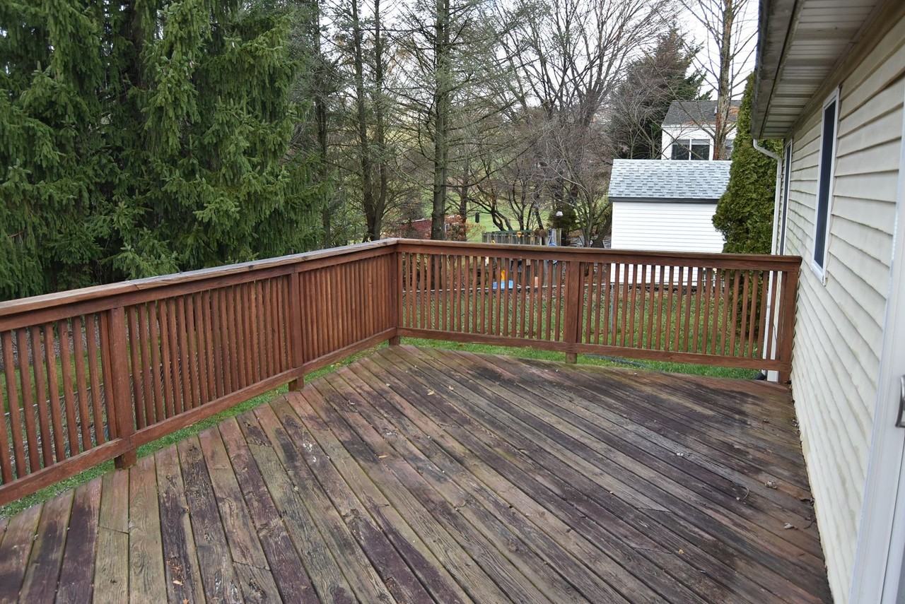 140 Park St - Photo 2 of 13