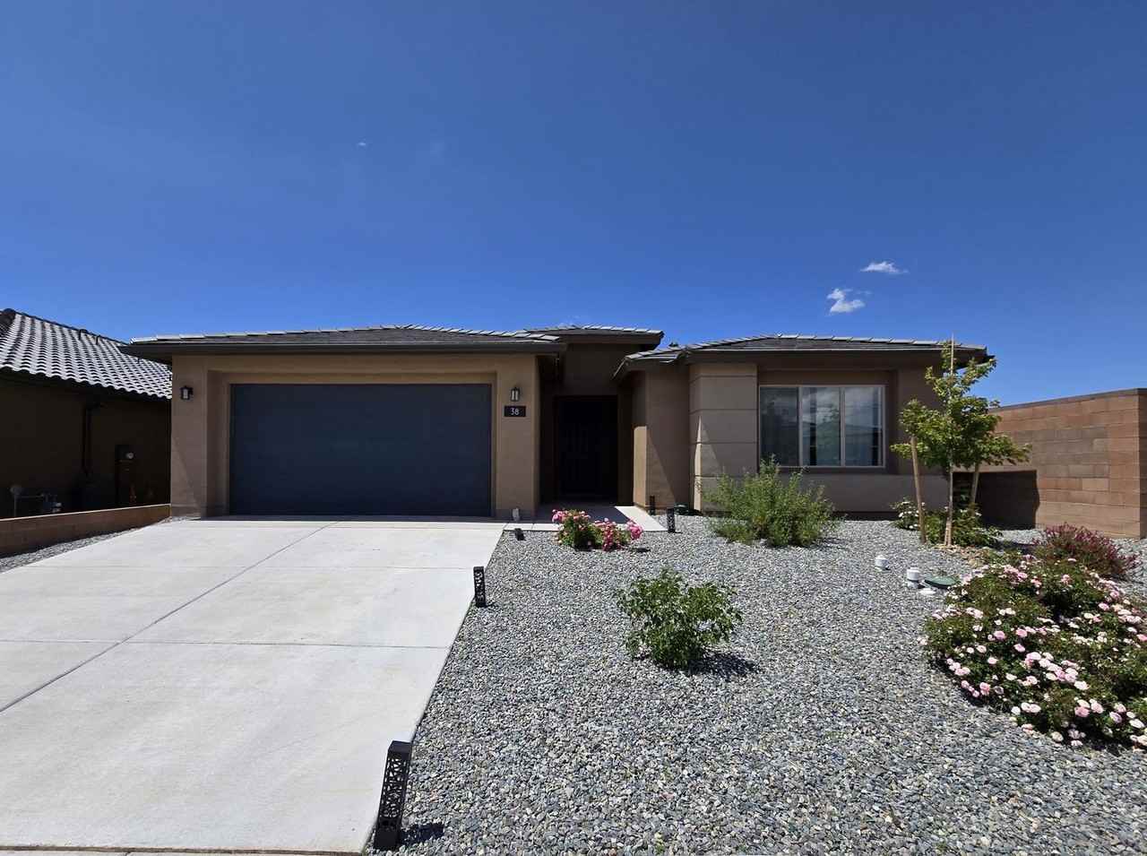 38 Avenida Colibri - Photo 2 of 33