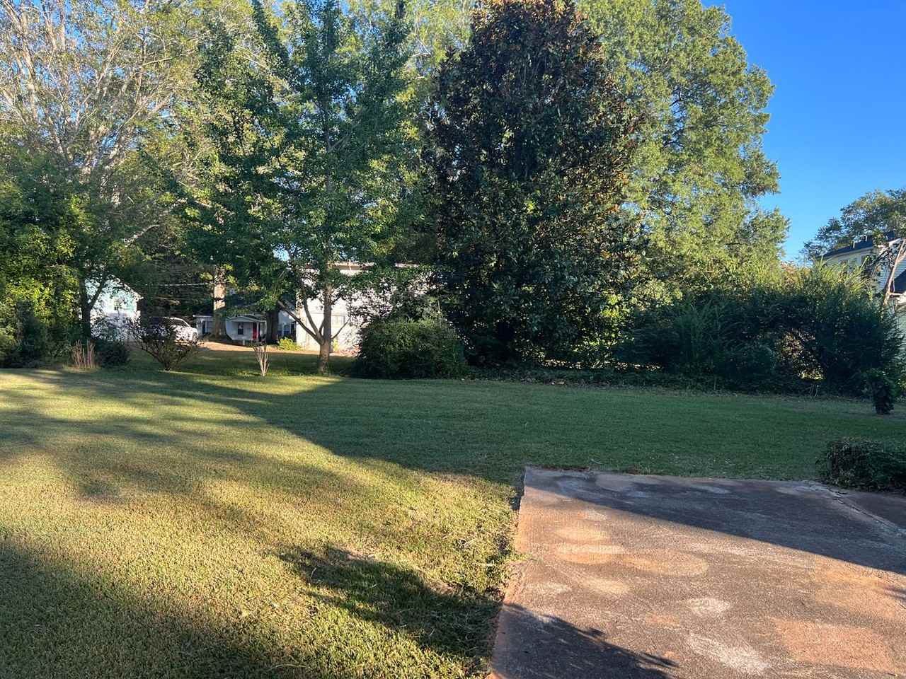 321 E Montgomery St - Photo 6 of 44