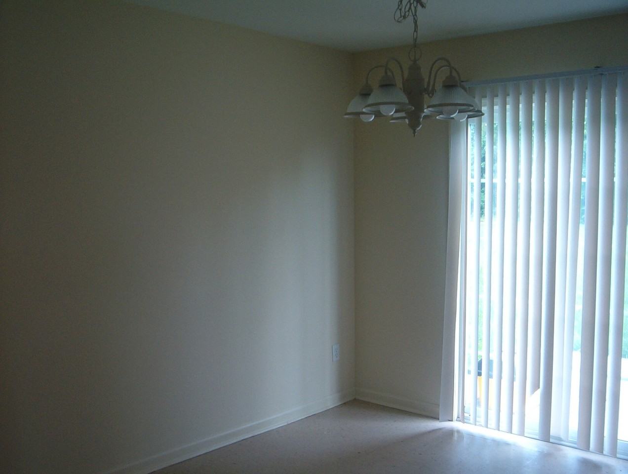 104 Ida Acres - Photo 4 of 10