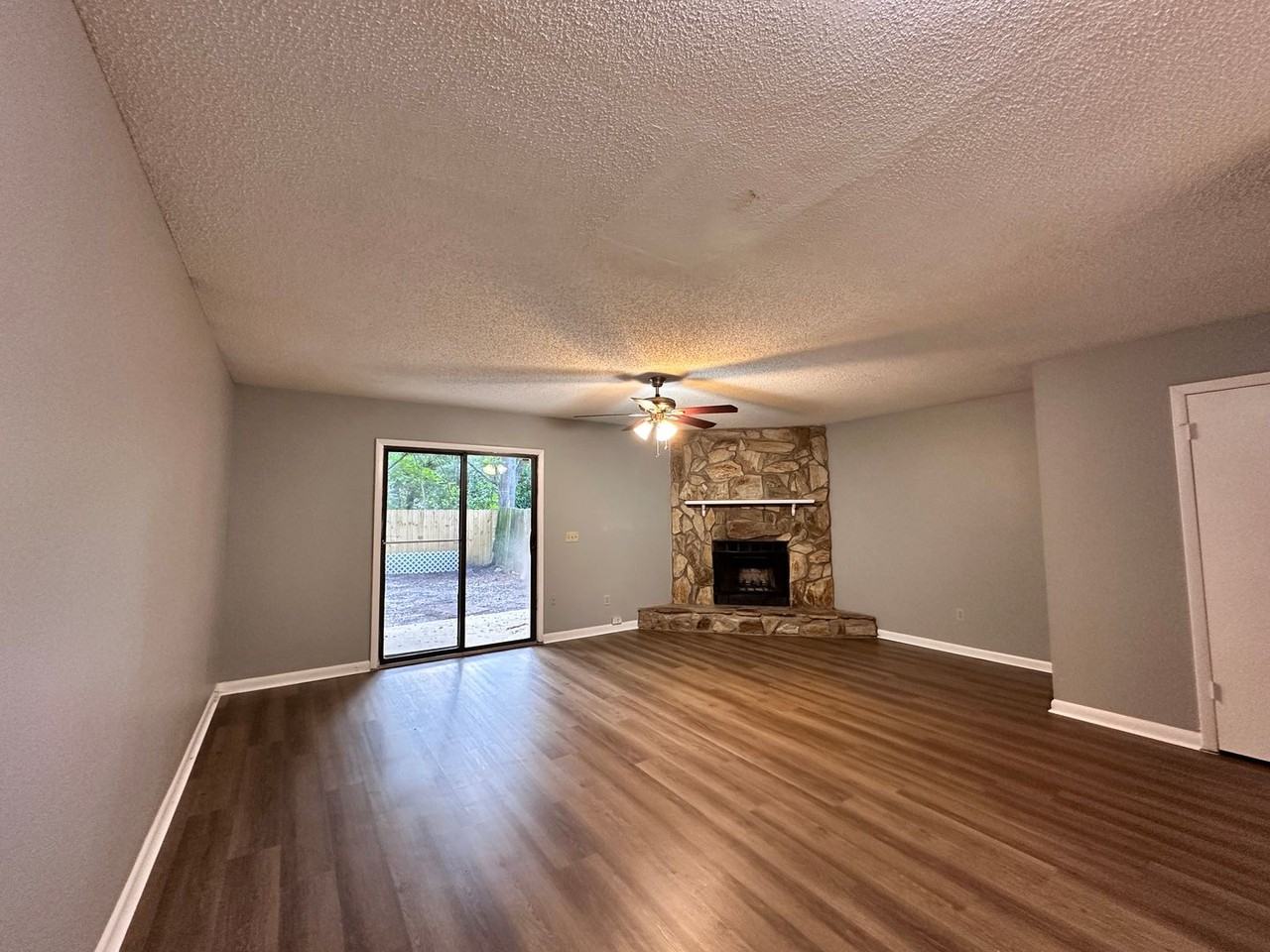 4443 Windergate Dr - Photo 3 of 12