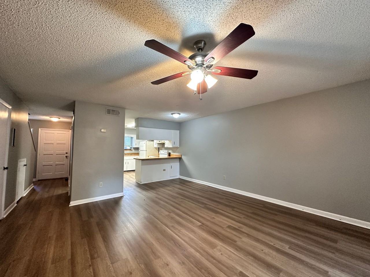 4443 Windergate Dr - Photo 4 of 12