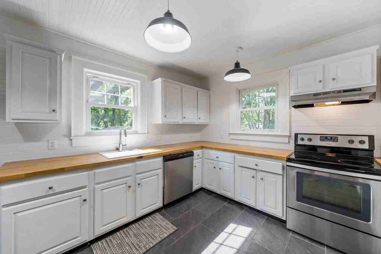 2921 Chapel Hill Rd - Photo 5 of 12