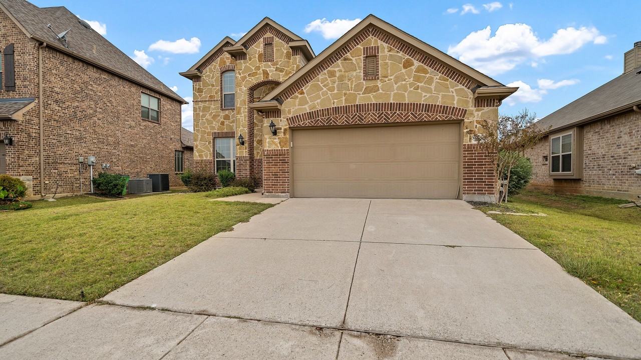 16217 White Rock Blvd - Photo 3 of 46