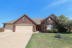 featured image of 5107 Barr Dr