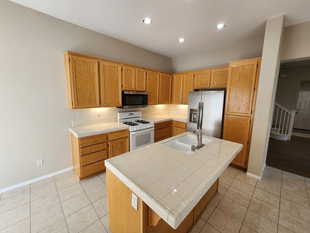 11911 Miro Cir - Photo 2 of 23