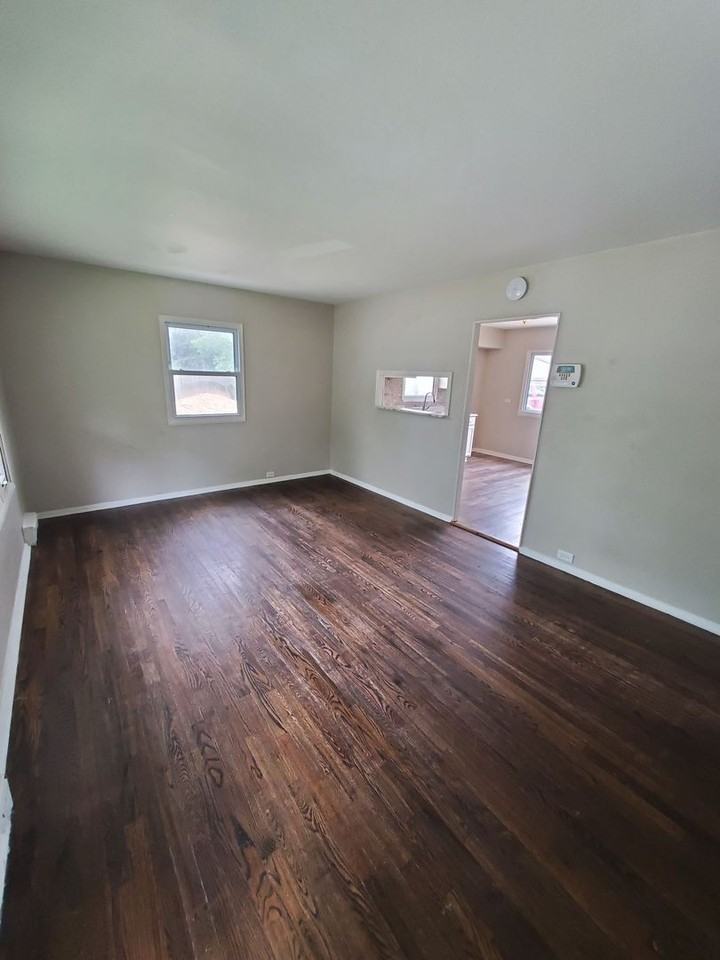 5675 N 56th St - Photo 2 of 14