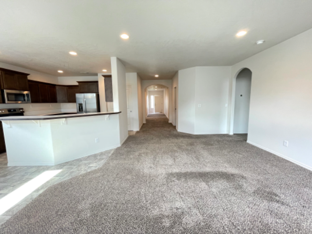 513 Sherman St - Photo 3 of 17