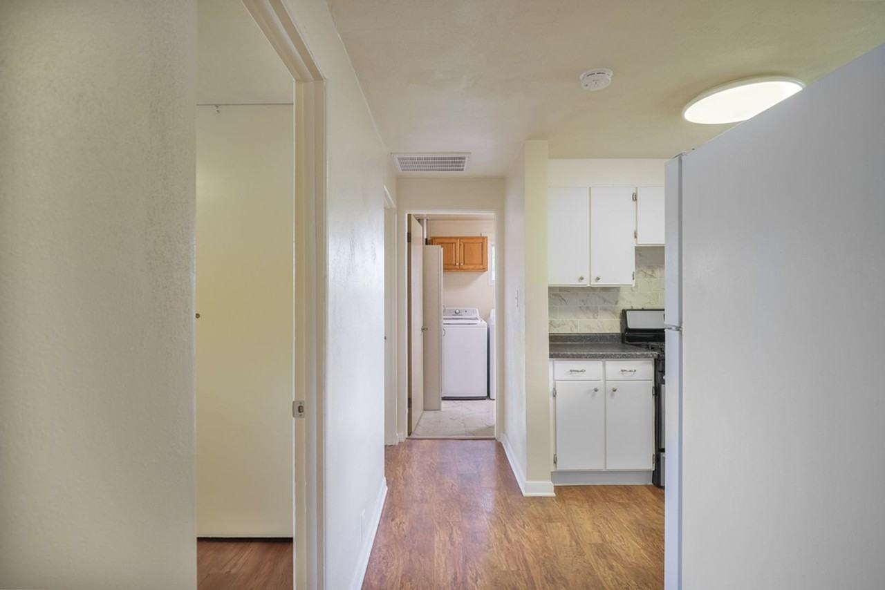 214 Augusta Dr - Photo 7 of 20