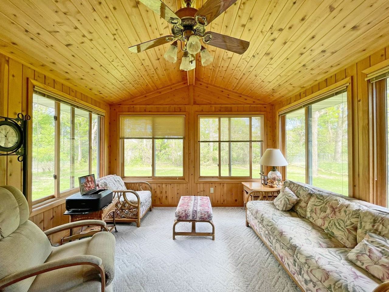 10225 Washburn Cir S - Photo 2 of 2