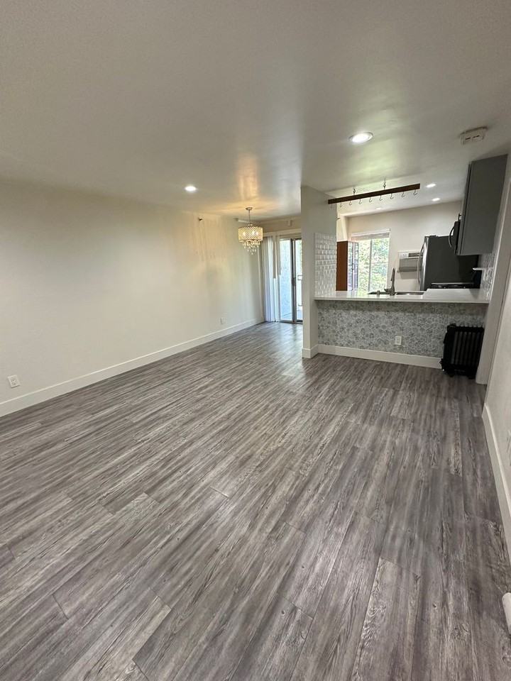 7500 Parkway Dr #200 - Photo 2 of 17