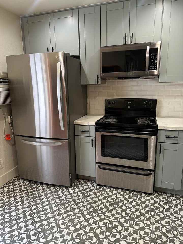 7500 Parkway Dr #200 - Photo 6 of 17