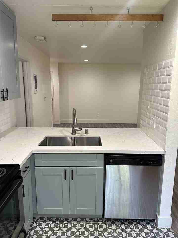 7500 Parkway Dr #200 - Photo 7 of 17