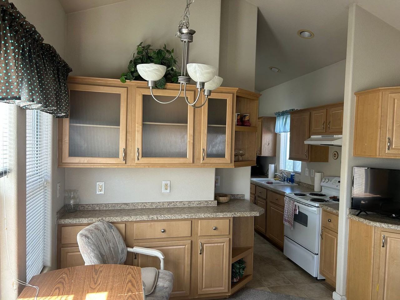 10339 E 29th St - Photo 3 of 6