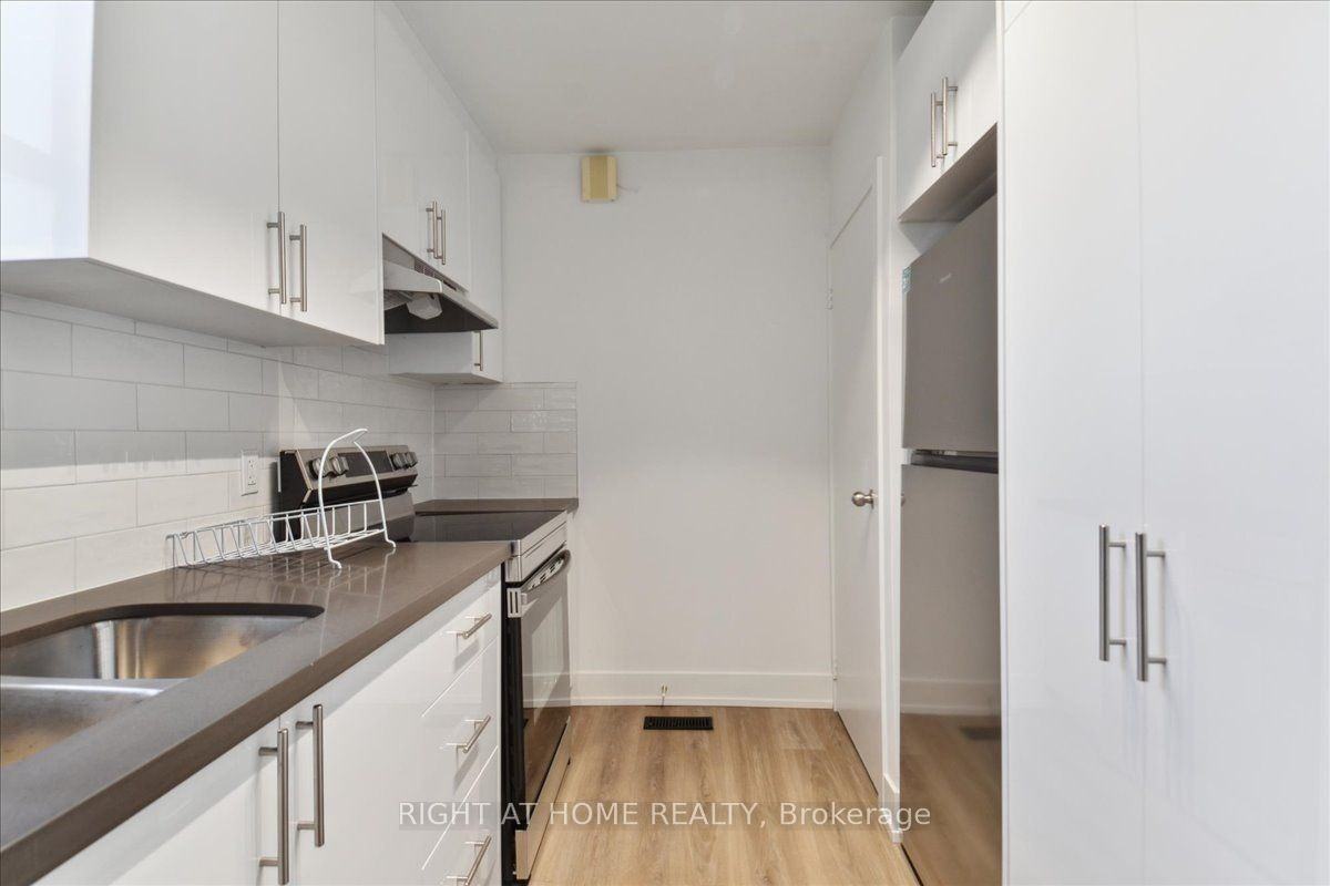 35 Ingleside Drive #Main - Photo 4 of 10