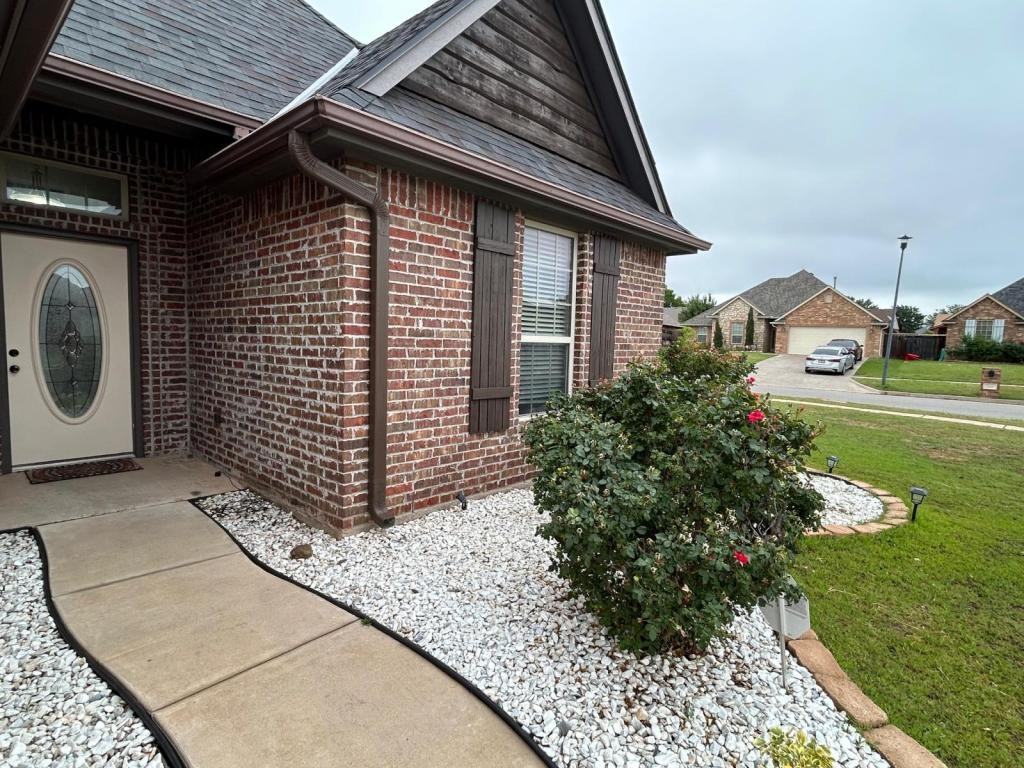 5701 Valor Ave - Photo 2 of 22