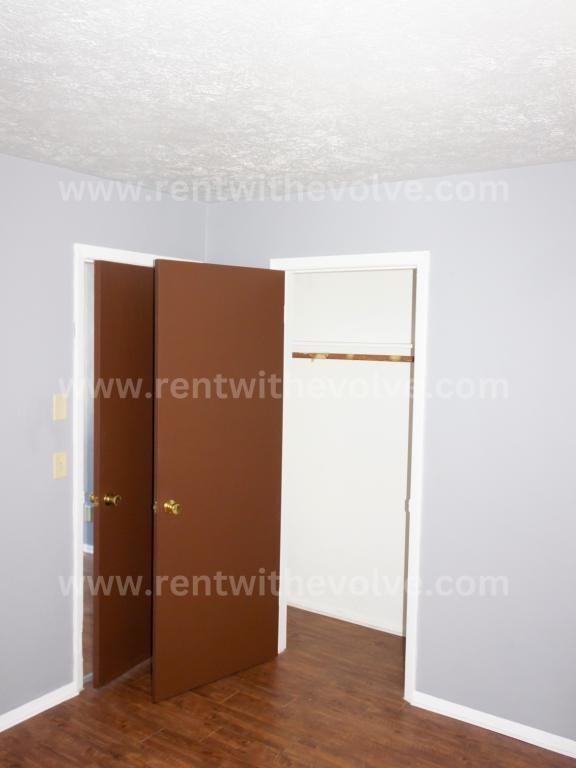 214 S 2nd St ##In - Photo 3 of 8