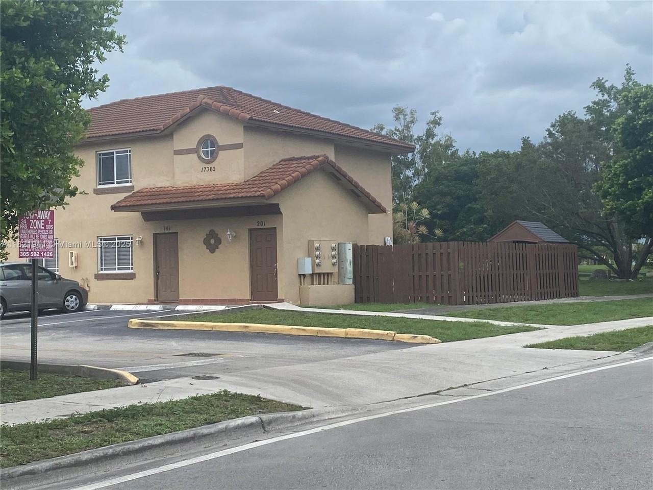 17362 Nw 74th Ave #201