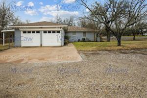 featured image of 223 Annetta Road