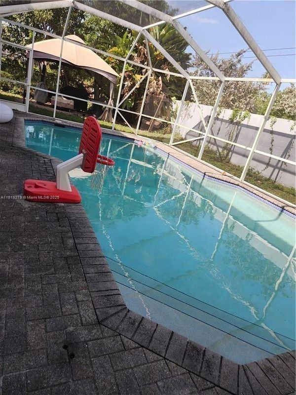 3701 Starboard Ave - Photo 3 of 13